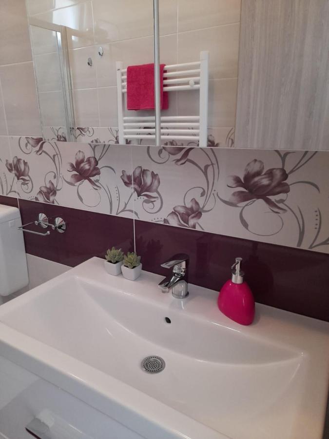 Ml Apartman Сень Экстерьер фото